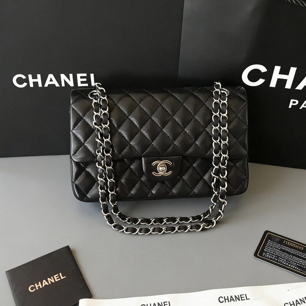 Chanel Classic Flap Medium in Quilted